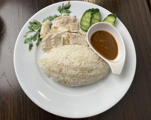カーオマンガイ(蒸し鶏ご飯)