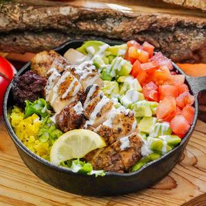 チキンオーバーライス ホットチリ＆ヨーグルトソース