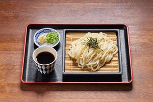 ざるうどん