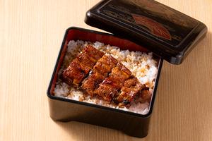 うな重 小(半身)