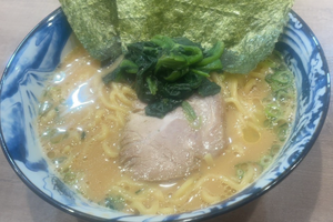 豚骨ラーメン