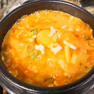 チーズ海鮮スンドゥブチゲ