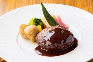 厳選和牛ハンバーグステーキ 赤ワインソース