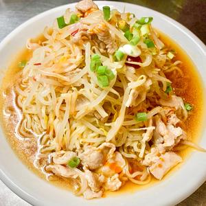 茹で豚肉の冷やし中華