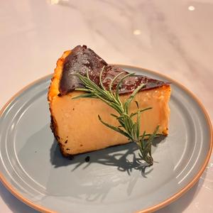 バスクチーズケーキ