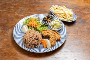 日替りベジ弁当ポテトセット(日替りベジ弁当とポテトのセット)