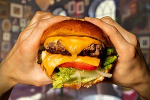 チーズ×チーズバーガー ポテト付き