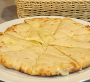 チーズクルチャ / Cheese Kulcha