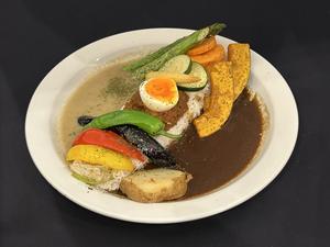 3種あいがけ彩り野菜カレー(あいがけ、ごはん350g)