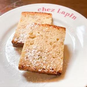 季節果実アーモンド風味の自家製パウンドケーキ