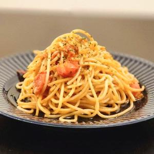 トマトとアンチョビのペペロンチーノ