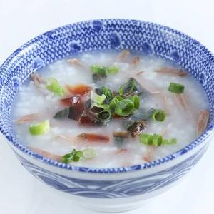 ピータン粥 Minced Pork Congee with Preserved Egg (漬物、小鉢付き)
