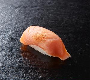 茶月 単品 炙りサーモン