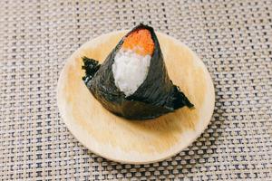 チーズ明太おむすび