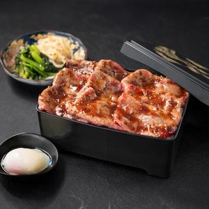 黒毛和牛三角ばらの温玉のせ御重