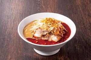 鉄鍋辛味噌ラーメン