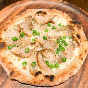 お肉のピッツァといえば！ポルケッタのピッツァ