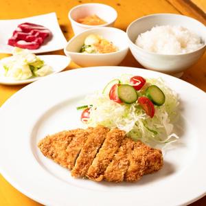 とんかつ弁当