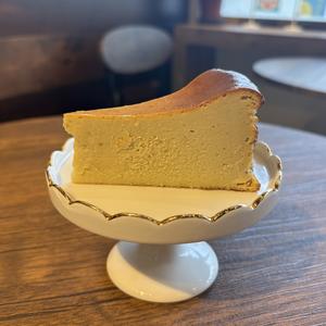 さつま芋のバスクチーズケーキ