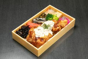 チキン南蛮弁当