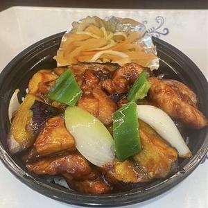 鶏と茄子の中華味噌炒丼