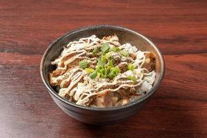 チャーシュー丼
