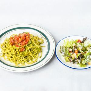 セット:ジェノベーゼ ＆ ハーフ シーザーサラダ