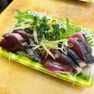 カツオのタタキ(薬味、ポン酢付き)