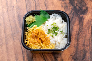 丼丸 ウニ縁側丼