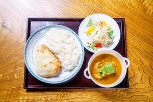 ココナッツチキンカレー