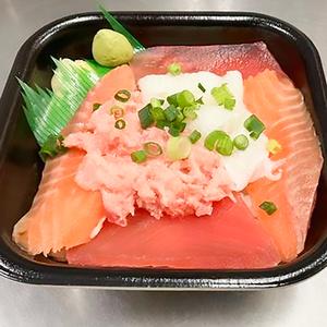丼丸 クワトロ丼