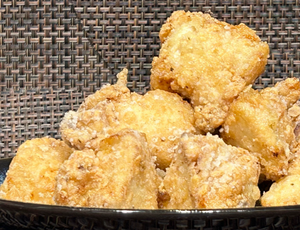 骨なしむね肉のからあげ 1個 Boneless fried chicken breast 1 piece