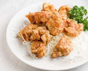 鶏肉の唐揚げ8個(炸子)Fried chicken