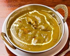 ほうれん草チキンカレー Sag Chicken Curry
