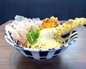追いがつお・とり唐揚げちく天タルタルうどん