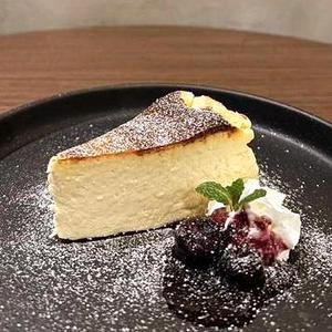 とろっとバスクチーズケーキ