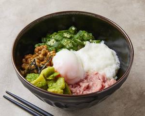 【美容食材】アボカドネバとろねぎとろ丼