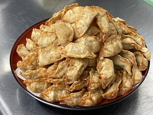 新琉流の揚げ餃子10個