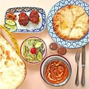 【お得セット】Aセット(カレー1/チーズナン/プレーンナン/チキンティッカ2P/ミニサラダ) A Set