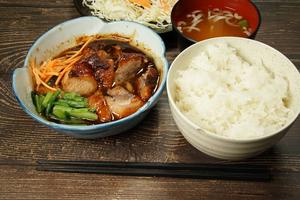 豚角煮定食