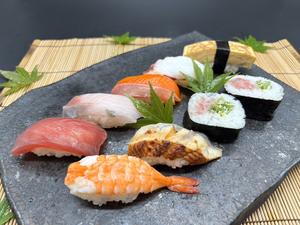 寿司盛合せ(花)1人前 Assorted Sushi Platter (Hana) for 1 person