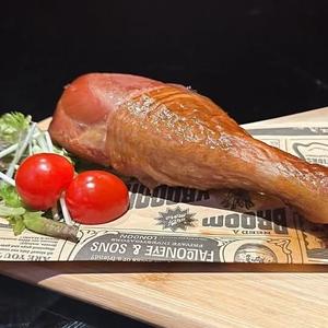 チリ直送スモーキーターキーレッグ