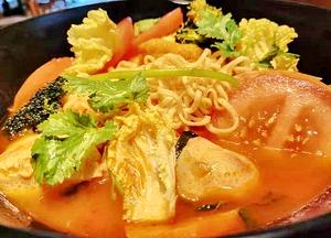 トマトスープ(麻辣底番茄味)