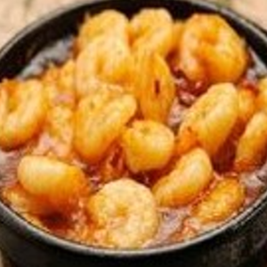 エビのガーリックオイル焼き(パン付き)Gambas al ajillo