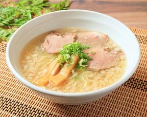 鶏白湯塩らーめん