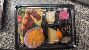 オムレツ弁当