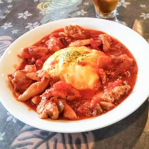 とまとパッツァオムライス