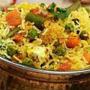野菜ビリヤニ+ヨーグルトサラダ(Vegetable Biriyani+Salad)