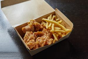 なるとキッチン にんにくザンギバスケット(フライドポテト)