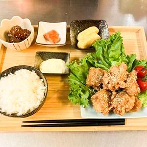 当店人気No.3あまから弁当 あまから唐揚げ5つ入り